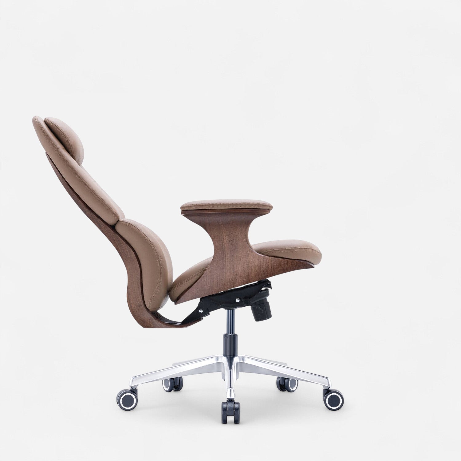 Cashew Executive Recliner Office Chair.